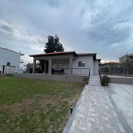 2-Bedroom Luxury Family Home Flojitá Kültér fotó