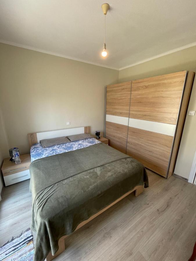 2-Bedroom Luxury Family Home Flojitá Kültér fotó