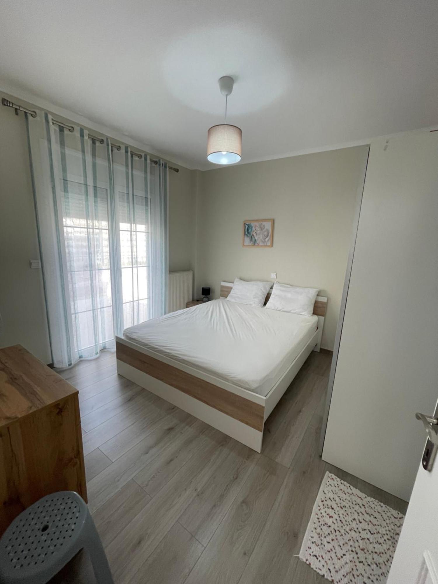 2-Bedroom Luxury Family Home Flojitá Kültér fotó