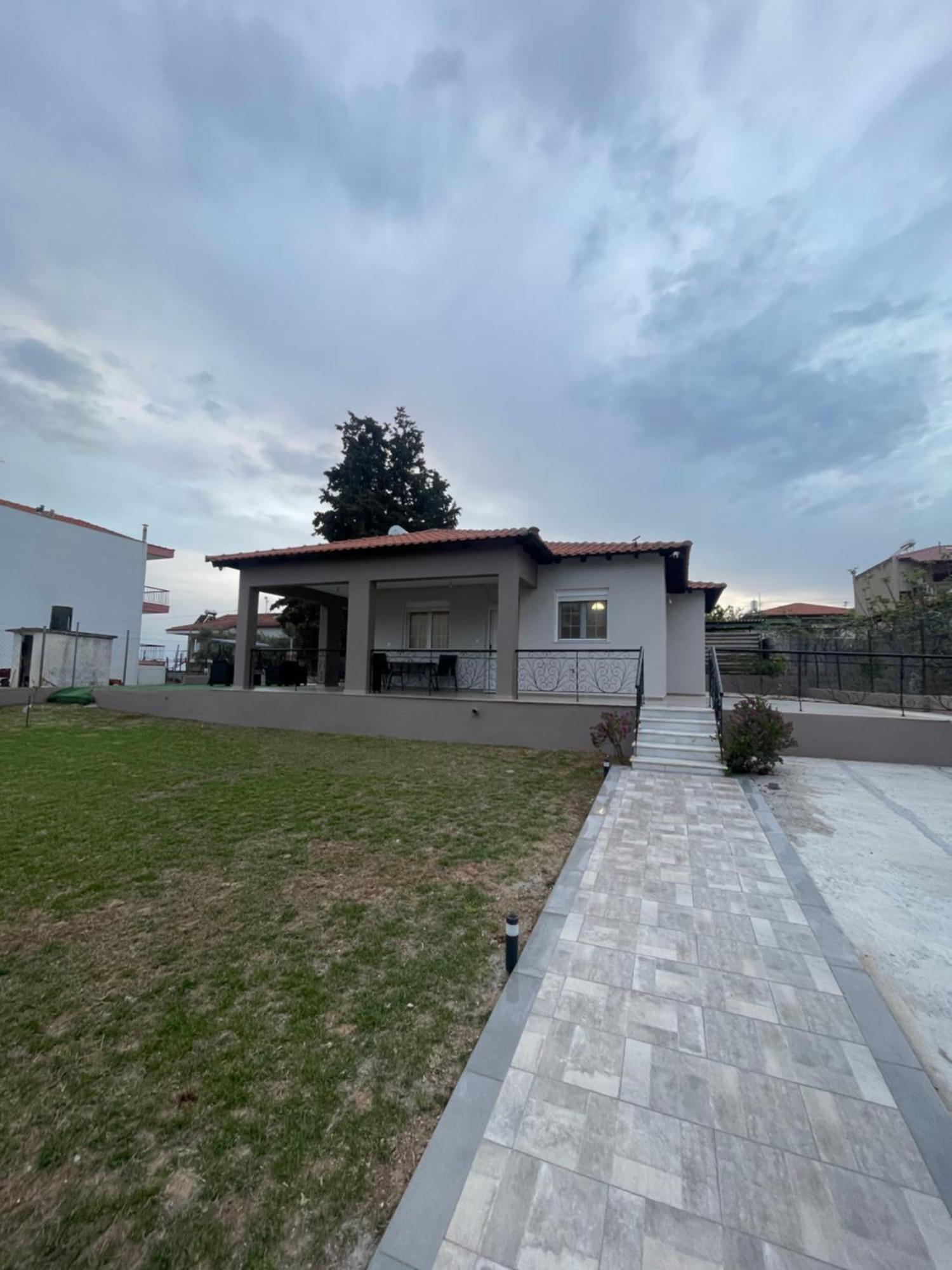2-Bedroom Luxury Family Home Flojitá Kültér fotó
